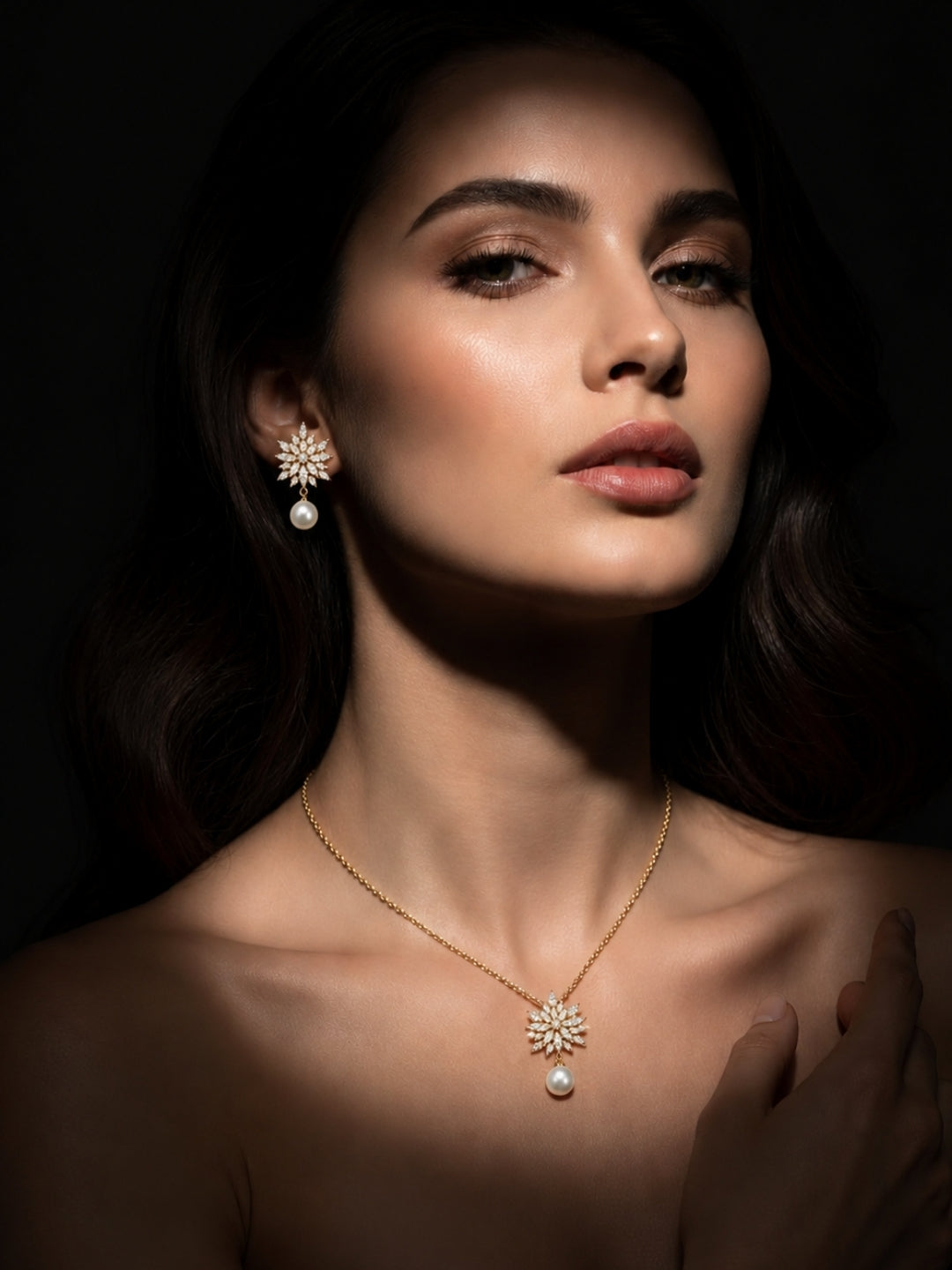 Anastasia Pearl Drop Snowflake Set — 18K Gold Plated