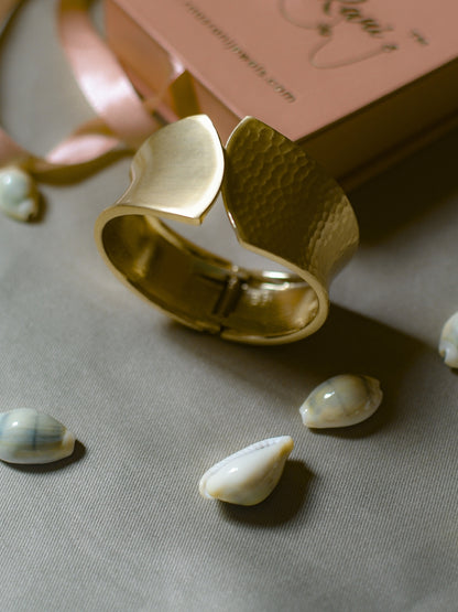 Artisan Gold Cuff – Matte Statement Bracelet