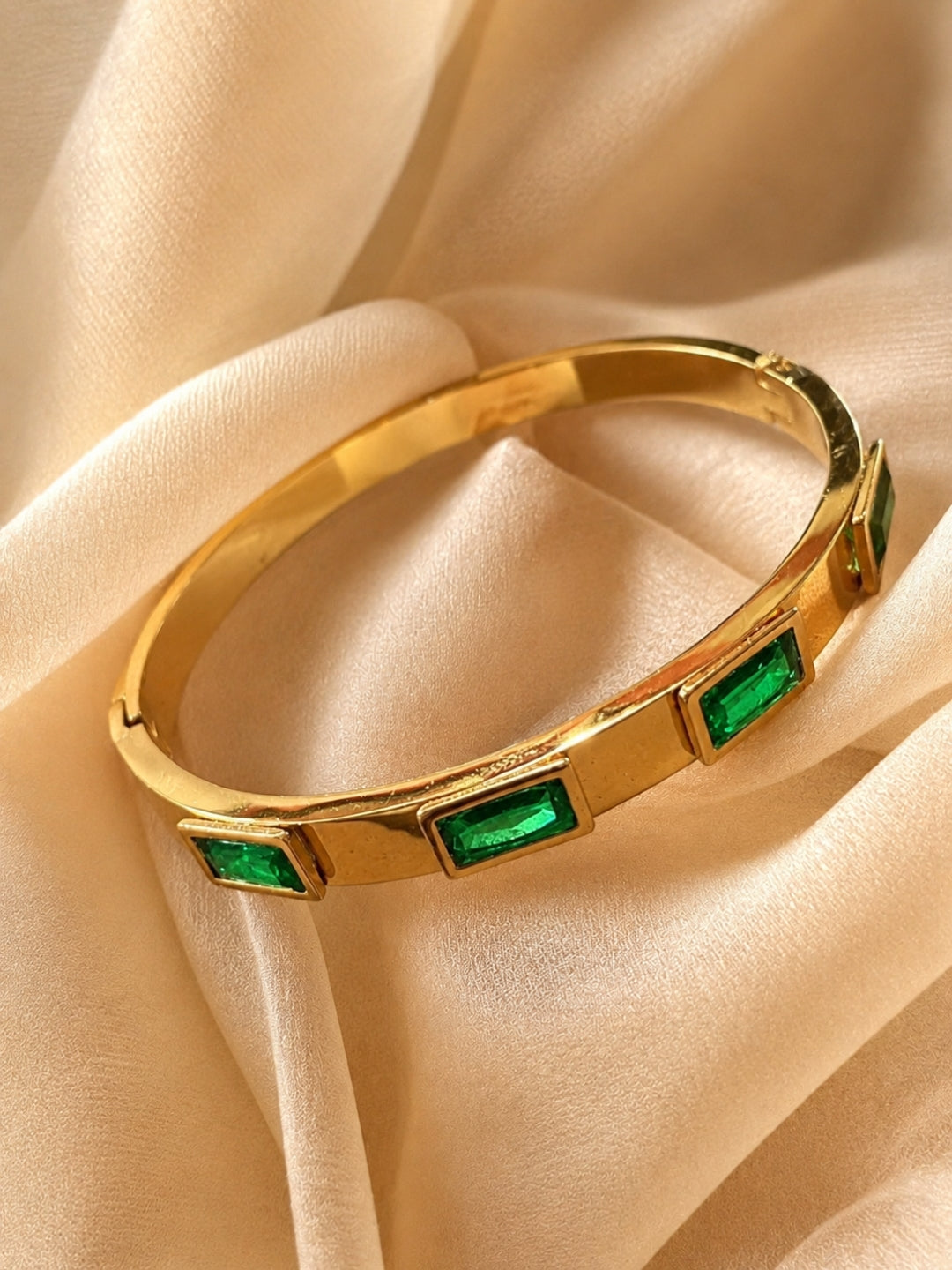 Emerald Green CZ Gold Bracelet – Waterproof Stainless Steel