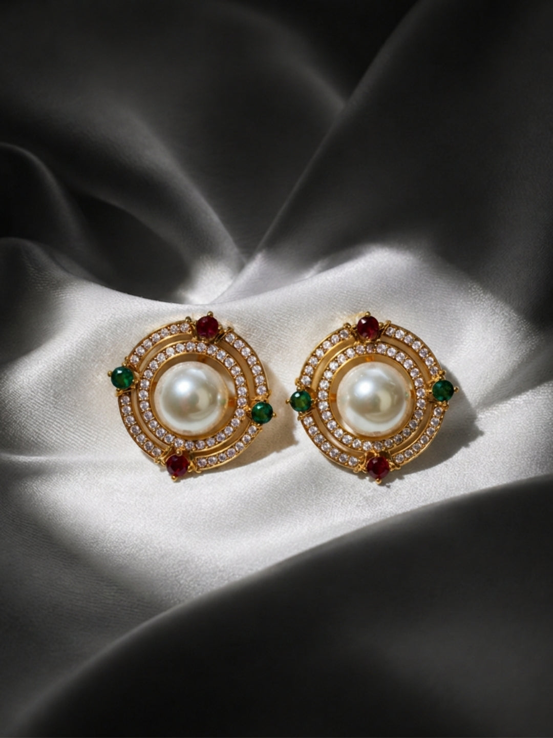Bizantino Pearl Medallion Necklace & Earring Set, 18K Gold-Plated