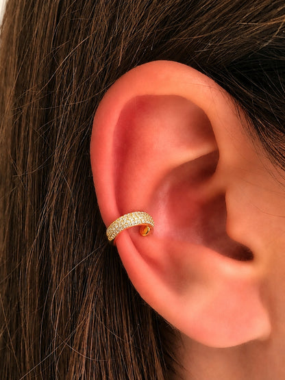 Nano CZ Gold Ear Cuff – Anti Tarnish No-Piercing Ear Clip